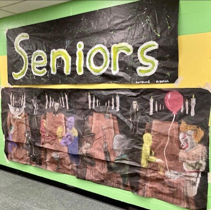 The seniors 2020-21 Homecoming decorations.