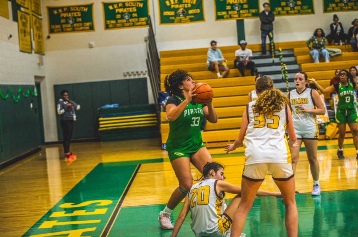 Sophia Latif Estafan ('26) ready in action.